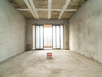 江门保利中宇花园4室2厅124.77平高楼层/共25层