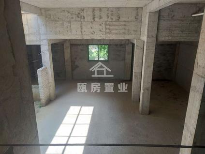 北京闽芝冠达山庄6室2厅345平低楼层/共4层
