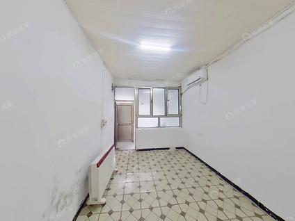 北京东斜街1室0厅16.7平低楼层/共1层