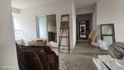 南阳港岛幸福里3室2厅134平高楼层/共24层