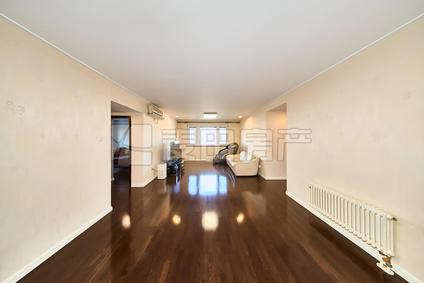 北京UHN国际村4室2厅165平中楼层/共32层