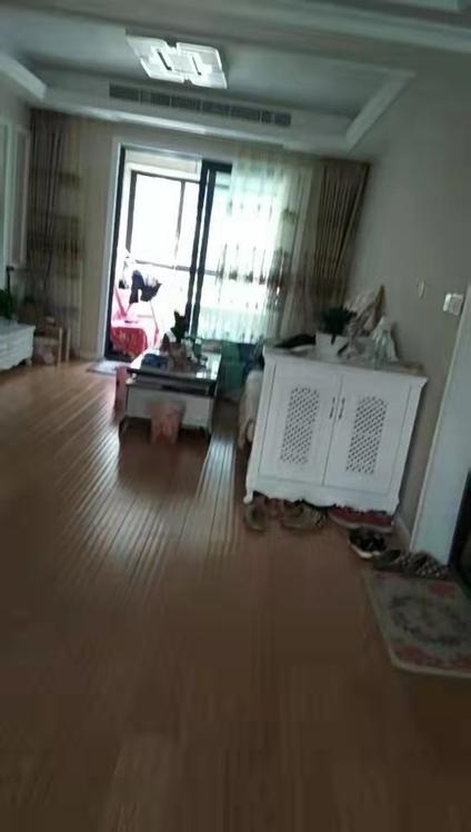 北京邦泰中央御城2室2厅95平低楼层/共6层