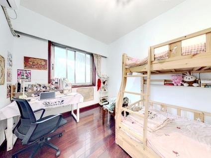 北京锦绣花园(东区)4室2厅161.36平低楼层/共15层