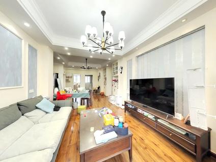 北京常安佳苑3室2厅135.79平中楼层/共8层