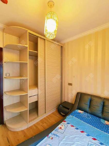 北京电缆厂生活区3室2厅80平中楼层/共7层