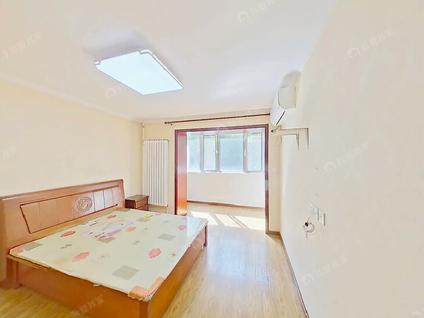 北京枣园小区1室1厅46.87平低楼层/共6层