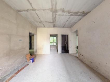 北海鸿潮宝来华府3室2厅83.11平中楼层/共18层