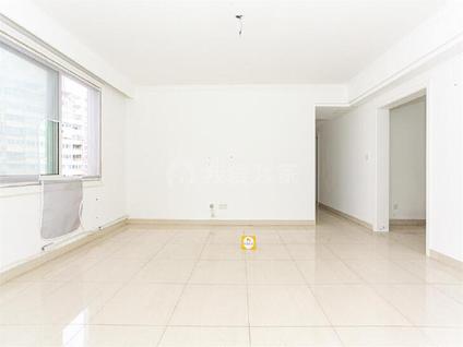 北京东安公寓3室1厅127.8平高楼层/共33层