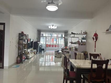 北京凯发花园3室2厅124.48平中楼层/共8层