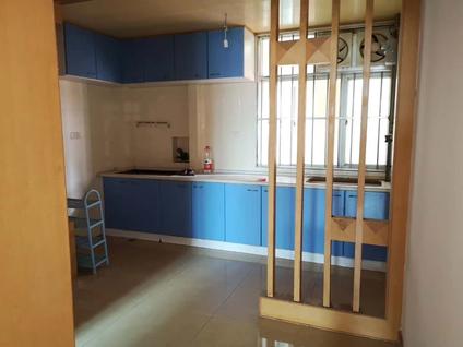 北京银通山庄千禧苑3室2厅104平高楼层/共8层