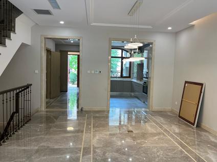 北京伟峰东樾5室3厅357平低楼层/共1层