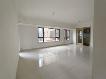 北京万科魅力之城4室2厅95.44平高楼层/共18层