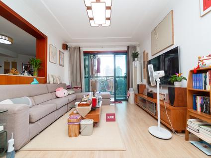 北京鸿翔花园4室2厅138.74平低楼层/共32层