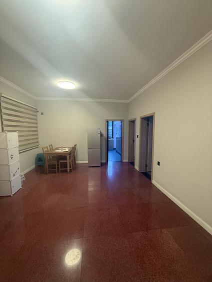 北京西华路散盘2室1厅86平高楼层/共8层