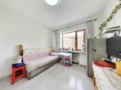 北京革新街2室1厅44平中楼层/共7层