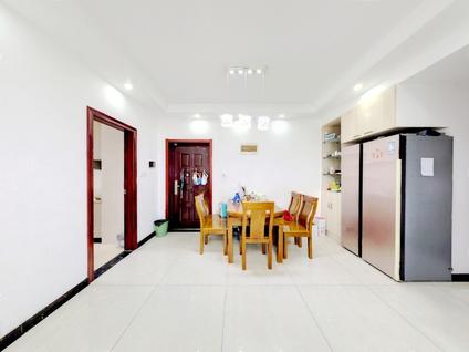 南京万裕龙庭水岸3室2厅97.12平高楼层/共25层