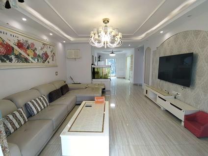 阜阳西苑小区3室2厅129.76平中楼层/共5层