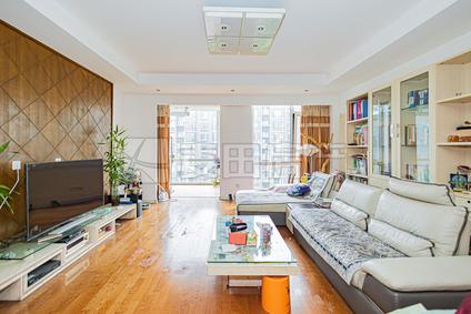 北京一瓶3室2厅188.53平中楼层/共11层