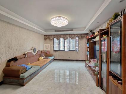 北京天筑塞纳4室3厅129.5平高楼层/共33层