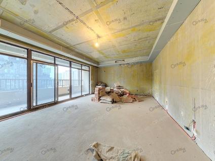 西安和众曲江城阅4室2厅177.18平中楼层/共32层