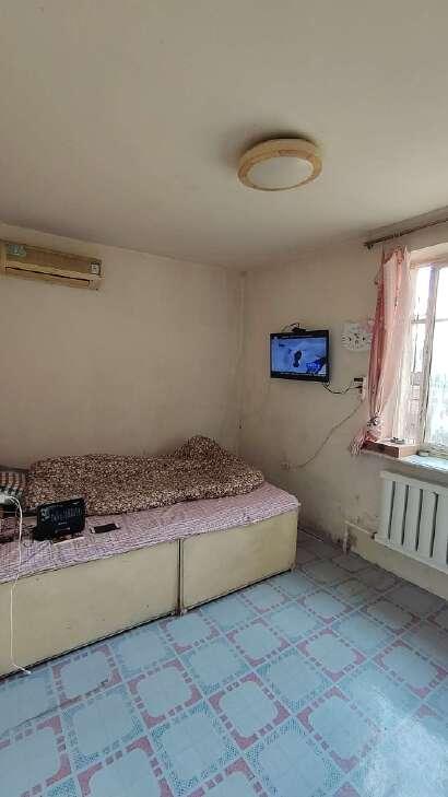 北京玲珑居1室1厅41.64平低楼层/共7层