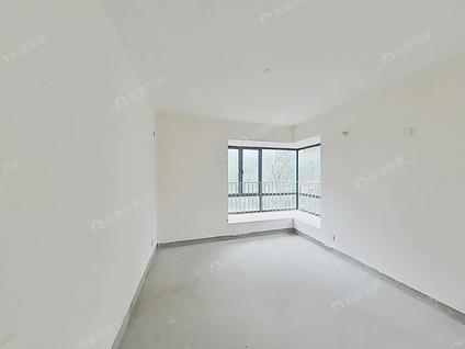 北京太湖国际社区(花语莱茵)3室2厅124.39平低楼层/共6层