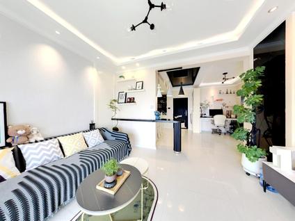 南京学府世家3室2厅86.18平高楼层/共18层