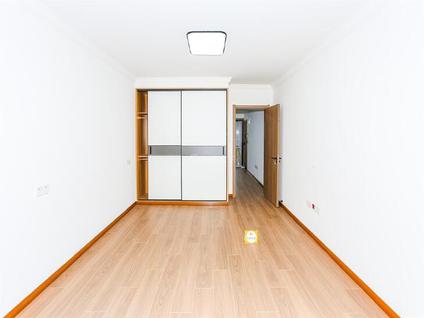 北京芳华路253弄1室1厅52.7平低楼层/共6层