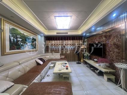 北京恒万城市广场4室2厅142.91平高楼层/共32层