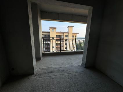 北京鸿扬翰林世家2室2厅73平高楼层/共17层