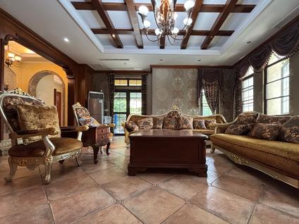 北京龙湖蓝湖郡(西岸五组团)5室2厅338.77平低楼层/共1层