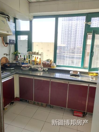 北京嘉华园(北区)3室2厅108平中楼层/共18层