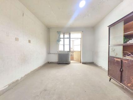 兰州甘光厂家属院2室2厅82.11平中楼层/共7层