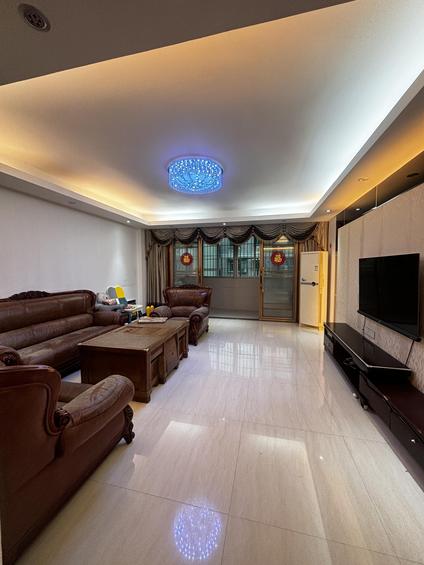 珠海龙珠花园4室2厅160平高楼层/共8层