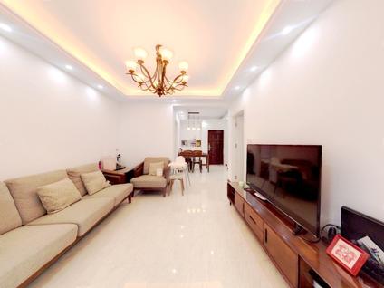 南京万裕龙庭水岸2室1厅80.19平低楼层/共25层