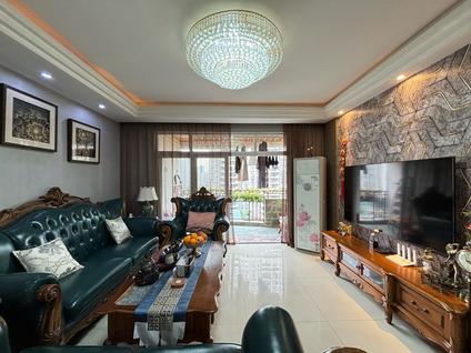 重庆新城馨苑3室2厅116.9平低楼层/共30层