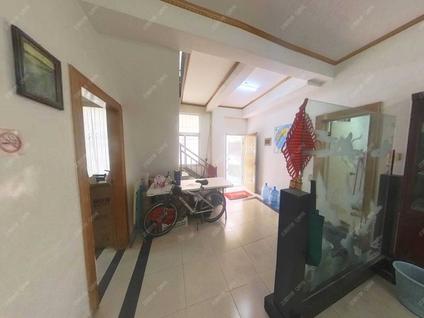 珠海兆福花园4室2厅127.23平低楼层/共7层