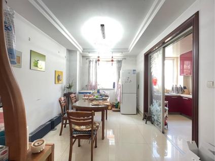 北京梅花园3室2厅131.29平低楼层/共5层