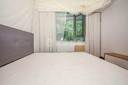 北京香梅花园(四期)3室2厅182.57平低楼层/共19层