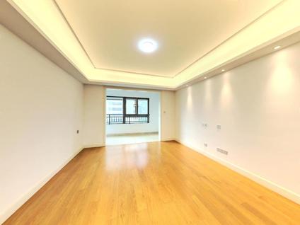 北京中海铂悦府3室2厅123.16平中楼层/共18层