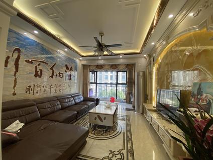 北京华侨名苑4室2厅126平中楼层/共7层