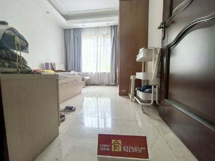 北京融创长滩壹号5室3厅236.12平低楼层/共3层