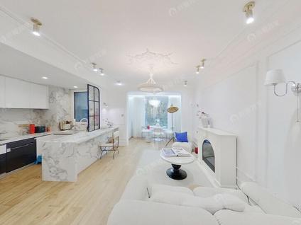 北京丽都壹号5室2厅100.68平低楼层/共18层