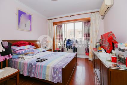 上海上大东村2室0厅57.19平高楼层/共6层