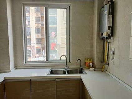 北京欧陆风情园2室2厅89平中楼层/共8层