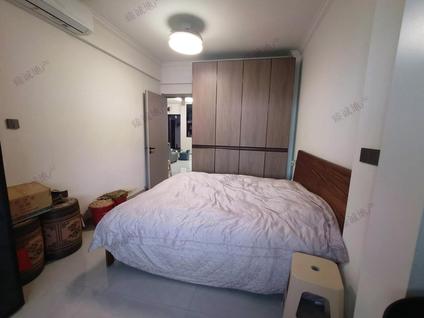 北京华融花园小区2室2厅73平高楼层/共9层