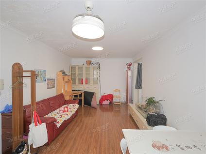 北京慈爱公寓2室1厅95.83平高楼层/共24层