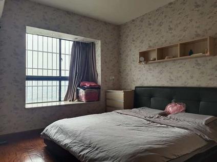 北京香樟苑(北京东路)1室2厅67.8平高楼层/共28层