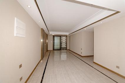 北京绿地天空树3室2厅108平高楼层/共32层