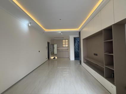 北京绿都叠翠园3室2厅87平低楼层/共18层